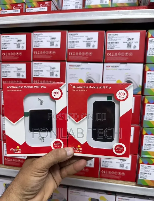 Universal Portable 4G/5G WiFi Hotspot 300Mbps - 1