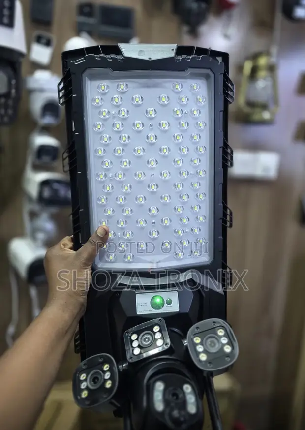 800W Solar Light with 3-Lens Camera - 1