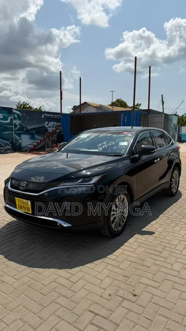 Toyota Harrier Adventure 2022 Black - 1