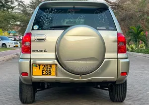 Toyota RAV4 2003 Automatic Gold