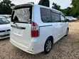 Toyota Noah 2010 White - 2