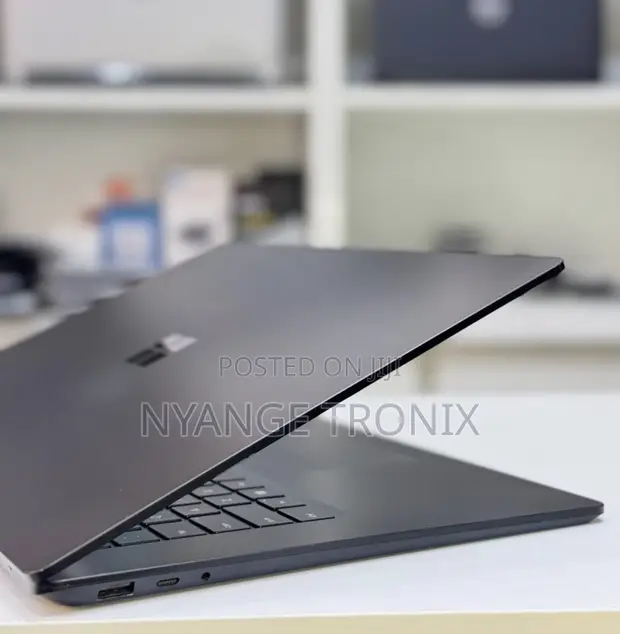 Microsoft Surface Laptop 4 32GB Intel Core i7 1TB SSD - 1