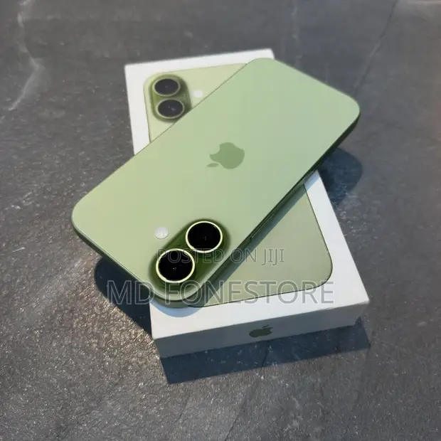 New Apple iPhone 17 256GB Green - 1