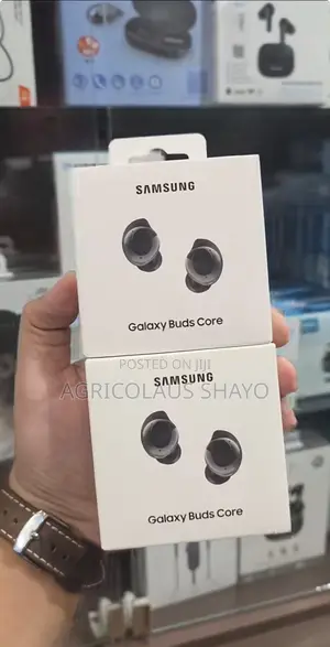 New Samsung Wireless Earbuds - Bluetooth