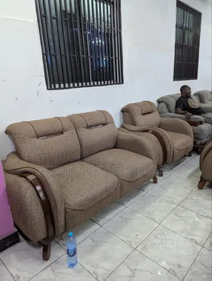 Sofa Set 3:2:1:1, Mimba Ya Mbuzi Shape