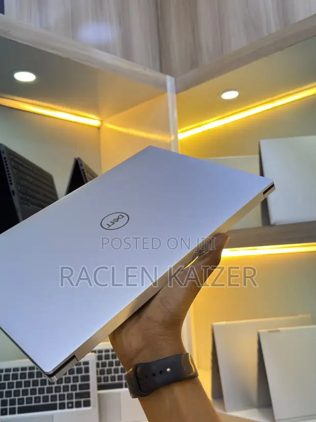 Laptop Mpya Dell XPS 15 9510 - 16GB RAM, 512GB SSD, RTX 3050 - 1