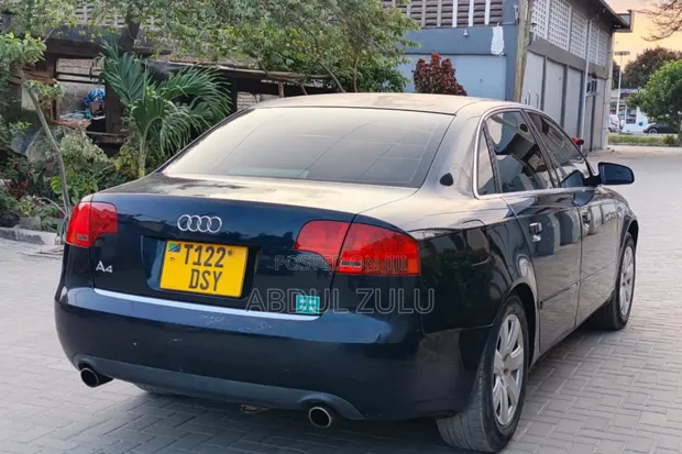 Audi A4 2008 Nyeusi - 1