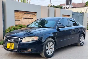 Audi A4 2008 Nyeusi