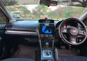 Subaru Impreza 2.0i Hatchback 2012 Nyeupe
