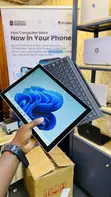 Microsoft Surface Pro 3 (12" UHD Touchscreen, i5, 4GB RAM, 128GB SSD) - 1