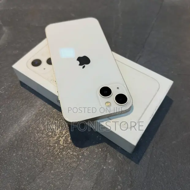New Apple iPhone 13 256GB White - 1