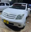 Toyota IST 2005 White - 1
