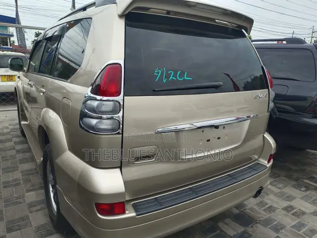 Toyota Land Cruiser Prado 2008 Gold - 1