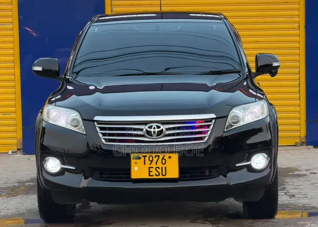 Toyota Vanguard 2012 Black - 1
