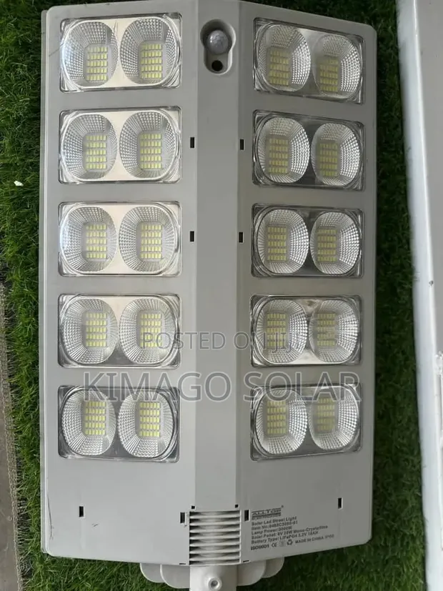 Mwanga wa Solar wa Nje wa Pole Refu 3000W - 1