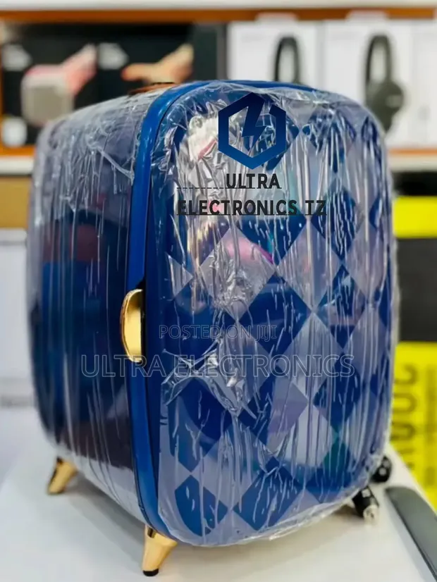 Boma 13L Portable AC/DC Car Refrigerator - 1