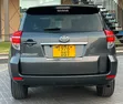 Toyota Vanguard 2010 Gray - 2