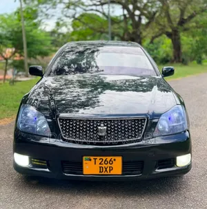 Toyota Crown Athlete 2006 Nyeusi