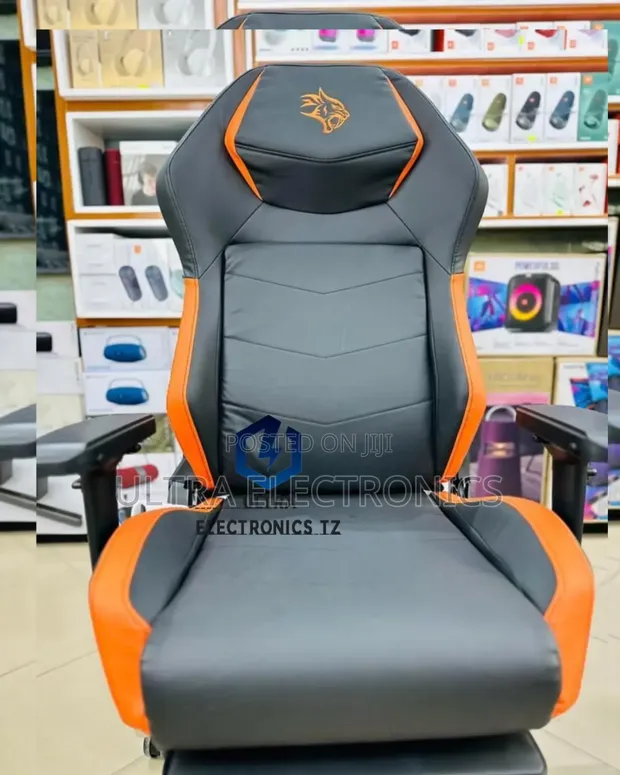 Super Comfort Gaming Chair - 1