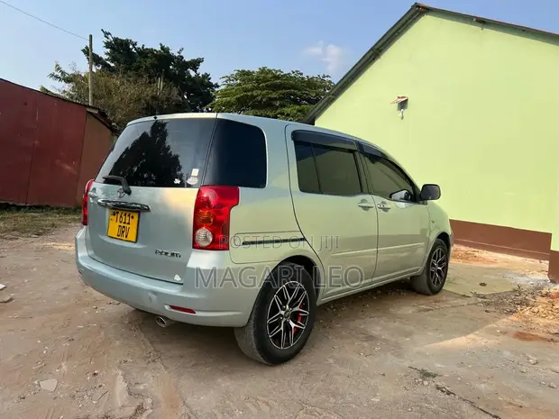 Toyota Raum 1.5 FWD 2005 Blue - 1