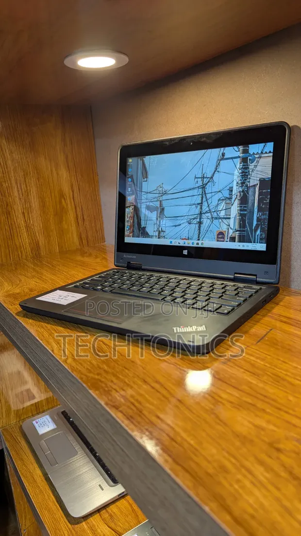 Lenovo ThinkPad 11e 8GB RAM 500GB HDD Convertible Laptop - 1