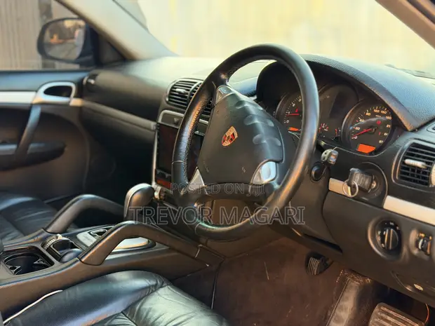 Porsche Cayenne 2007 Black - 1