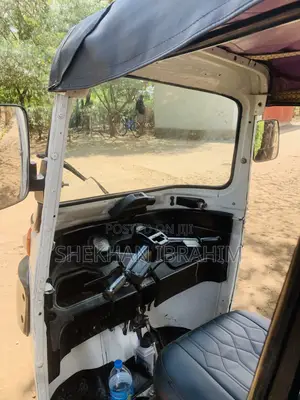 Bajaj RE Three-Wheeler 2006