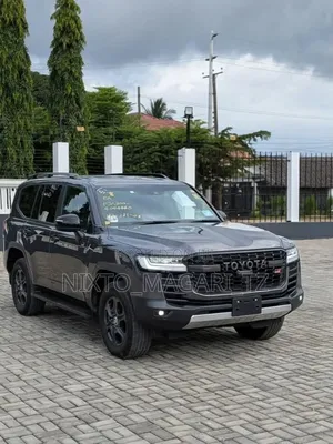 2024 Toyota Land Cruiser GR Sport
