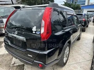 Nissan X-Trail 2.0 Petrol XE 2012 Black
