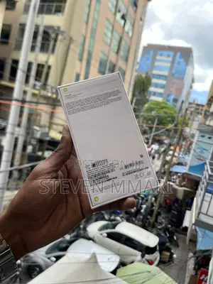 New Apple iPhone 13 256GB White