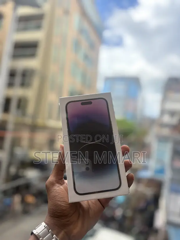 New Apple iPhone 14 Pro Max 256GB Purple - 1