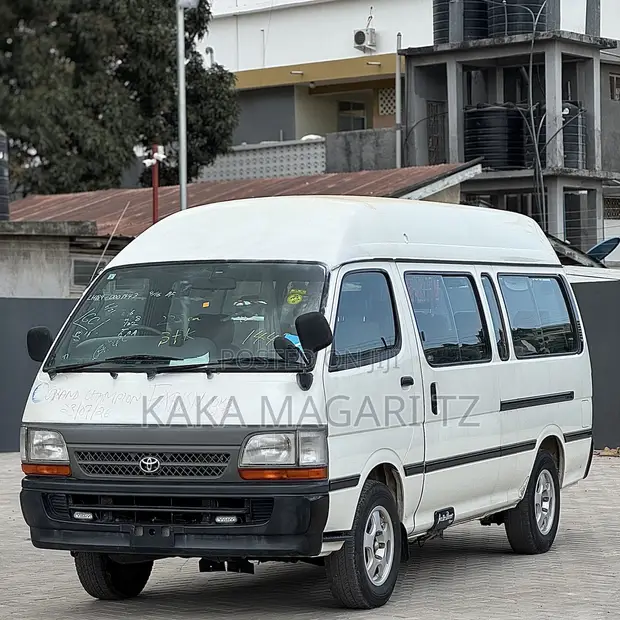 Toyota HiAce Commuter 1999 Diesel - 1