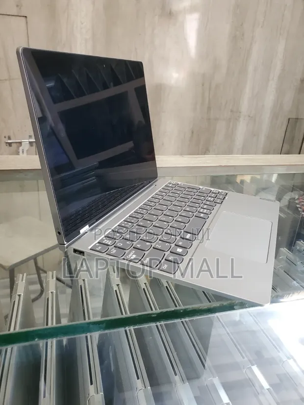 Lenovo IdeaPad D330 4GB RAM Intel Celeron SSD - 1