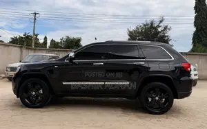 Jeep Grand Cherokee 2012 Black