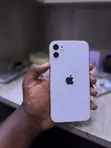 Apple iPhone 11 64GB - 1