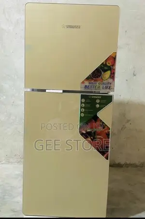 Brand New Snowsea Refrigerator 138L