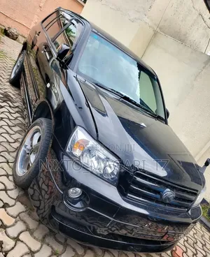 Toyota Kluger 2006 Nyeusi