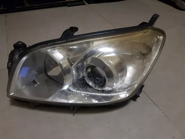 Genuine Toyota RAV4/Vanguard Headlight (2009-2014) - 1