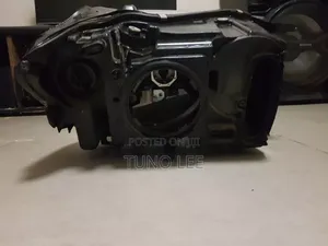 Taa ya Mbele ya Toyota RAV4/Vanguard Halisi (2009-2014)