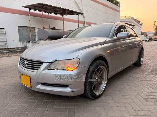 Toyota Mark X 2.5 RWD 2005 Silver - 1