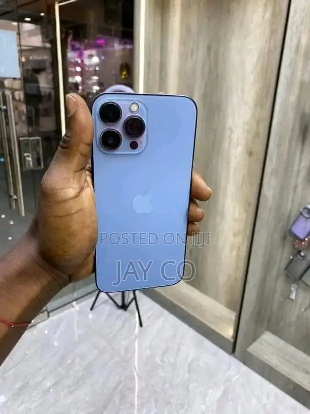 Apple iPhone 13 Pro Max 256GB Blue - 1