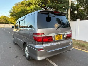 Toyota Alphard 2003 Nyeupe