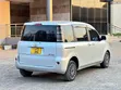 Toyota Sienta 2005 Nyeupe - 1