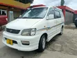 Toyota Noah 2002 Nyeupe - 2