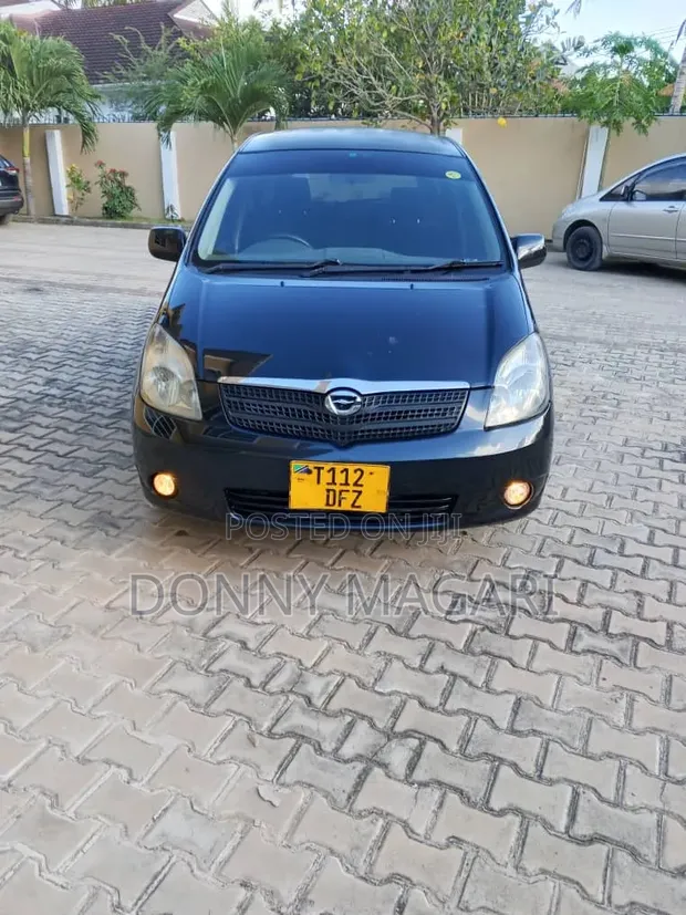 Toyota Corolla Spacio 2006 Black - 1