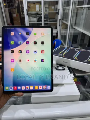 New Apple iPad Pro 13" (2025) 256GB