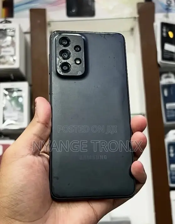 Samsung Galaxy A33 5G 128GB Mpya Nyeusi - 1