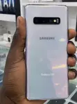 Samsung Galaxy S10 5G 256GB White (Refurbished) - 3