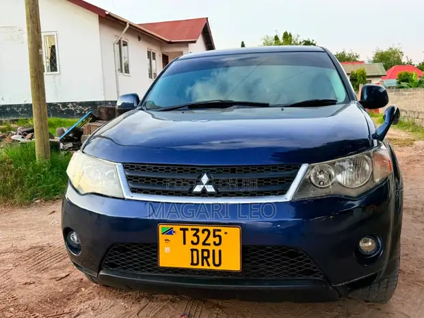 Mitsubishi Outlander 2.0 Di-D 2008 Blue - 1