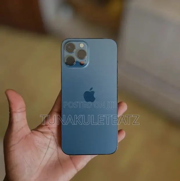 Apple iPhone 12 Pro 256GB Blue - 1